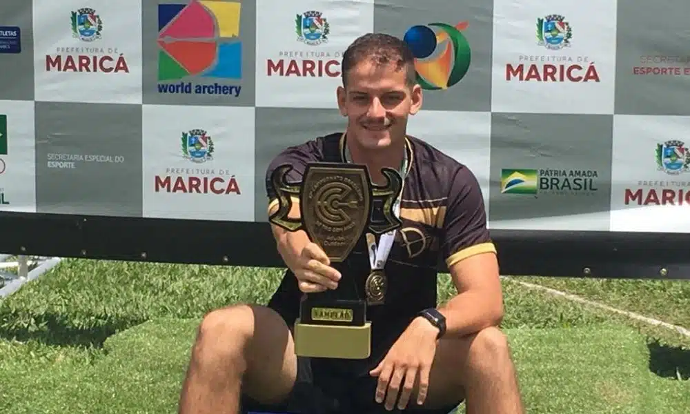 Marcus D'Almeida é campeão do Campeonato Brasileiro de tiro com arco