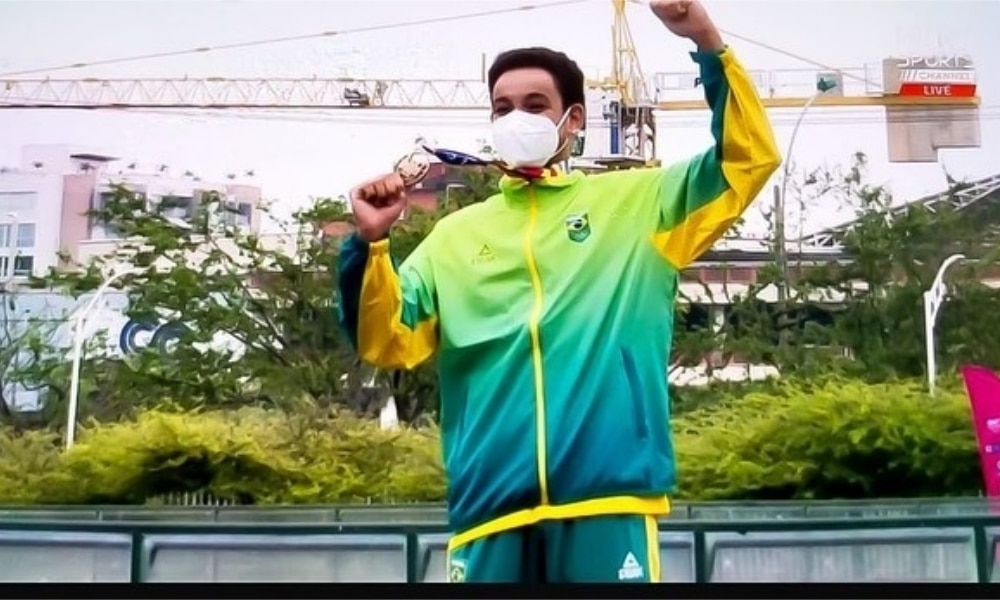 Guilherme Abel leva ouro nos 200m contrarrelógio da patinação velocidade nos Jogos Pan-Americanos Júnior de Cáli-2021