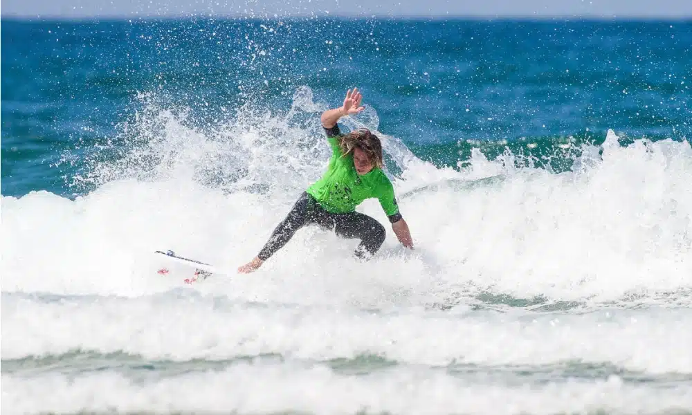Ryan Kainalo avança na estreia do QS 5000 de Açores