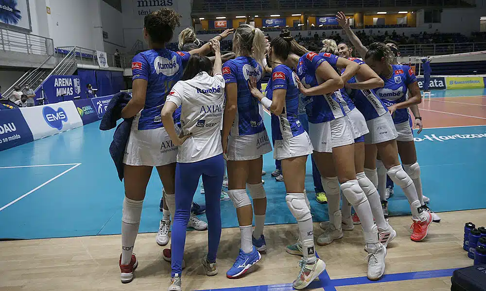 Minas x Pinheiros superliga feminina