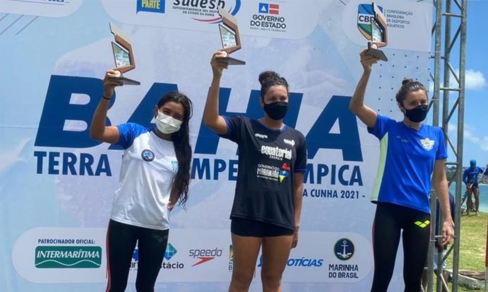 Carol Hertel e Alexandre Finco vencem os 10km do Brasileiro de maratonas aquáticas