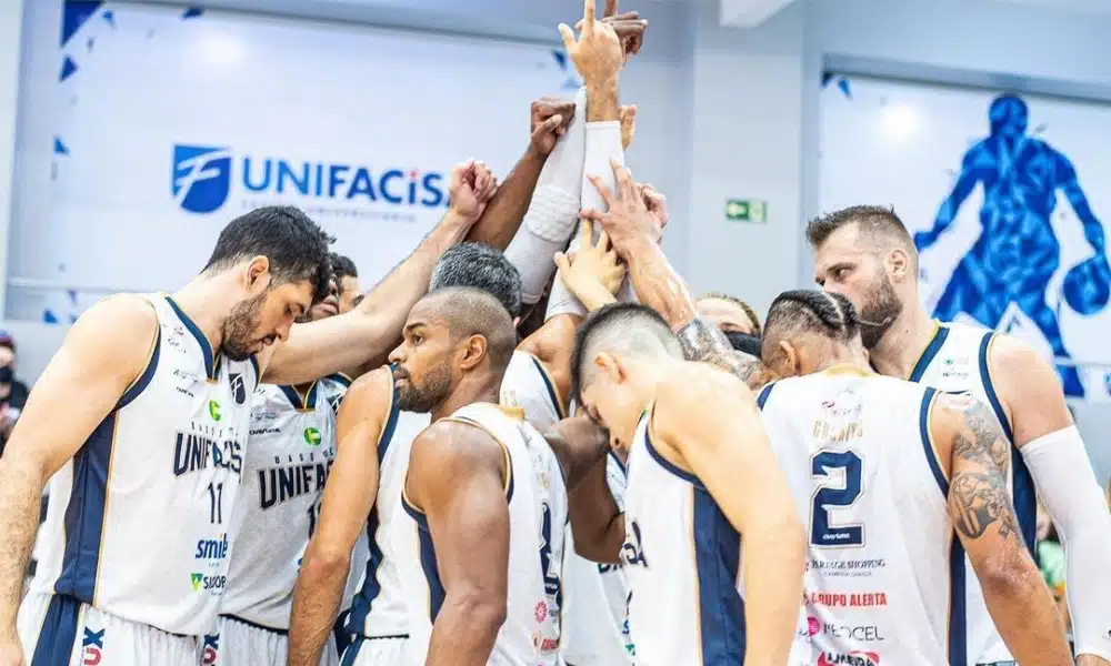 Unifacisa tem grande virada sobre o Corinthians e volta a vencer no NBB