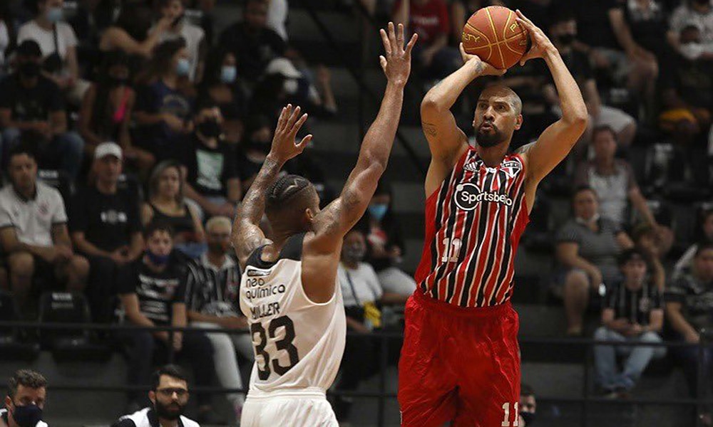Marquinhos São Paulo Corinthians Majestoso basquete masculino NBB clássico ao vivo