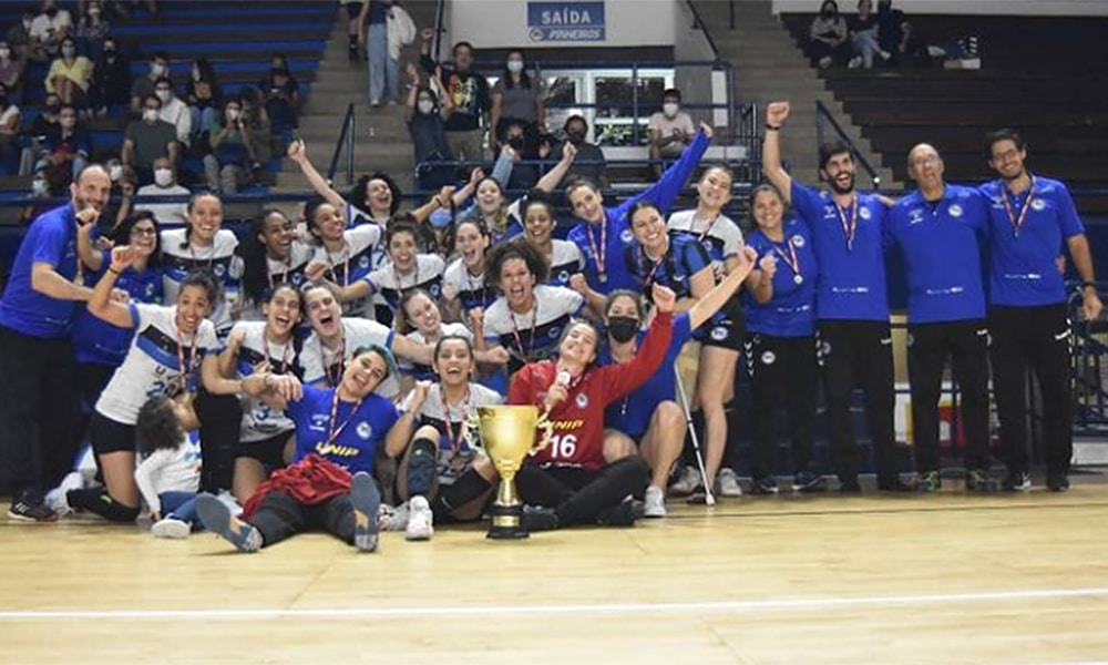 Pinheiros tricampeão paulista handebol feminino final corinthians