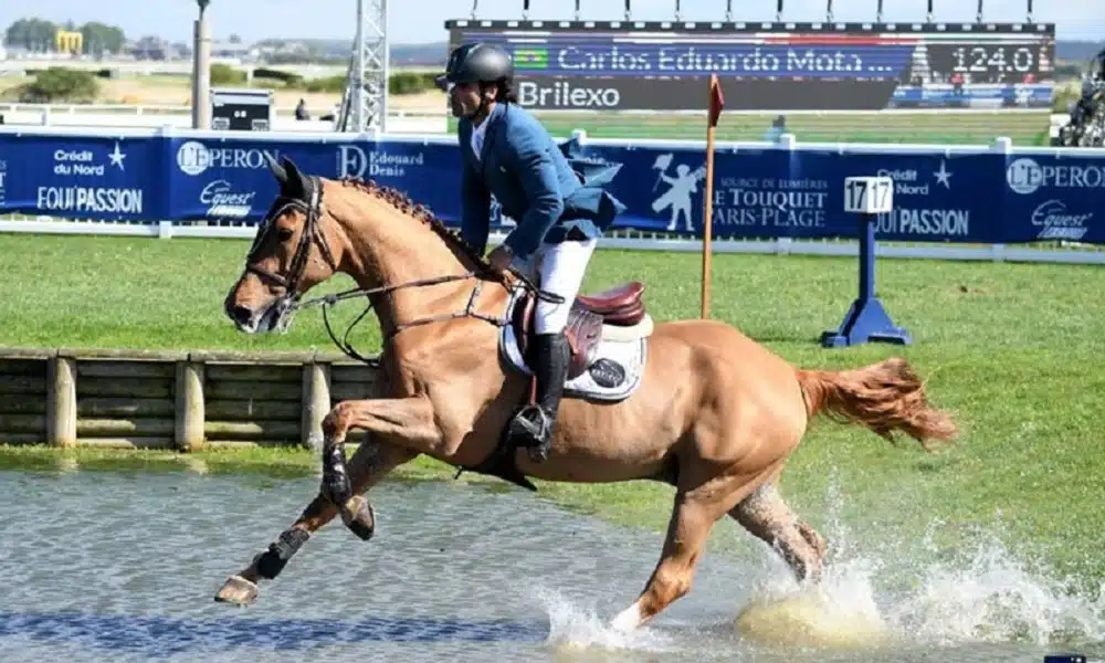 Carlos Eduardo Ribas é o destaque brasileiro do Al Shira'aa Hickstead Derby de hipismo saltos (Ecary – CSI Le Touquet)