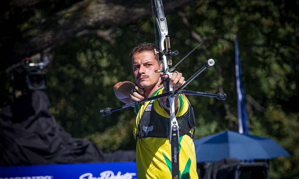 Marcus D'Almeida vence 1ª dia da seletiva para seleção de arco recurvo