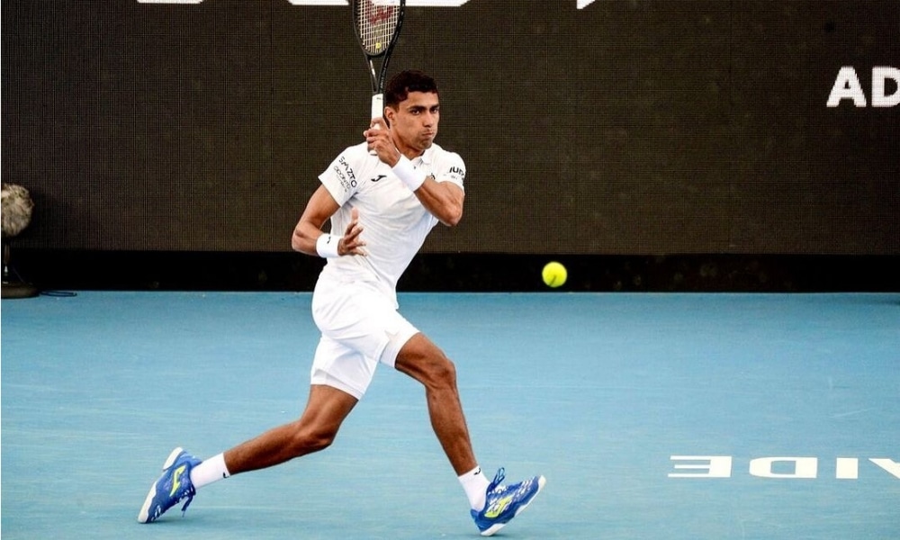 Thiago Monteiro avança em Adelaide, e Felipe Meligeni cai no quali do AO,
