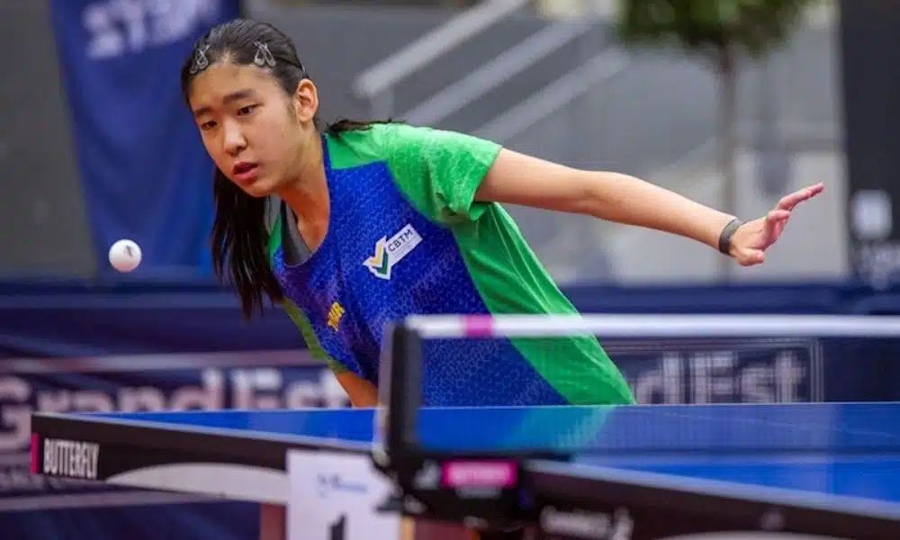 Karina Shiray Mundial Juvenil de tênis de mesa