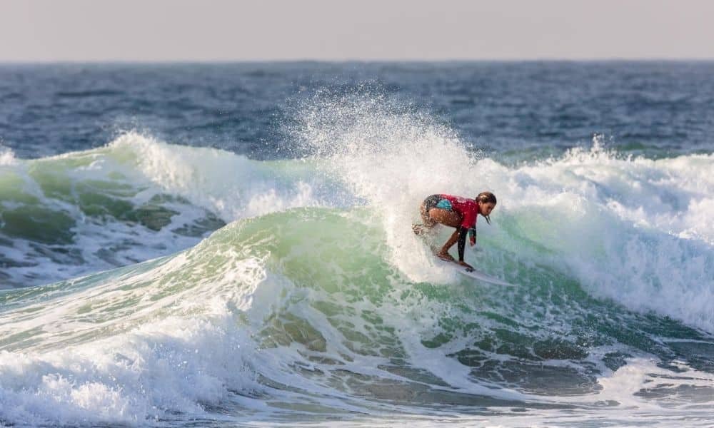 anne dos santos qs boomerang beach surfe