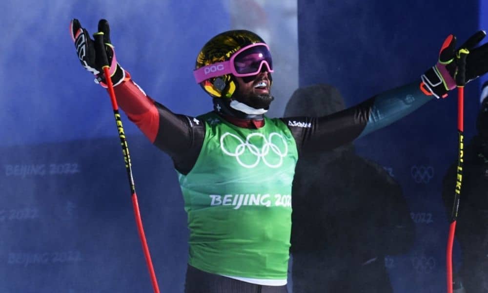 Dobradinha da Suíça no esqui freestyle cross masculino nos jogos olímpicos de pequim-2022