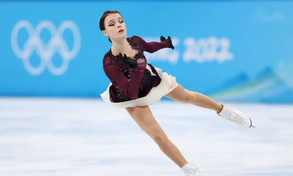Kamila VAlieva quarto lugar patinação artística jogos olímpicos de inverno de pequim-2022