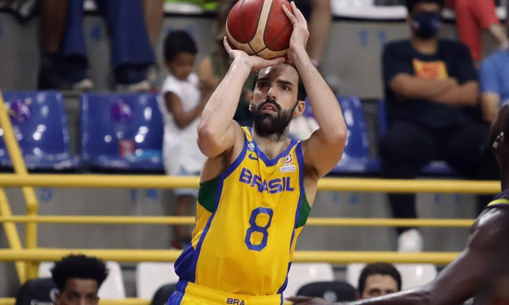 Vitor Benite foi o melhor jogador do Brasil contra a Colômbia
