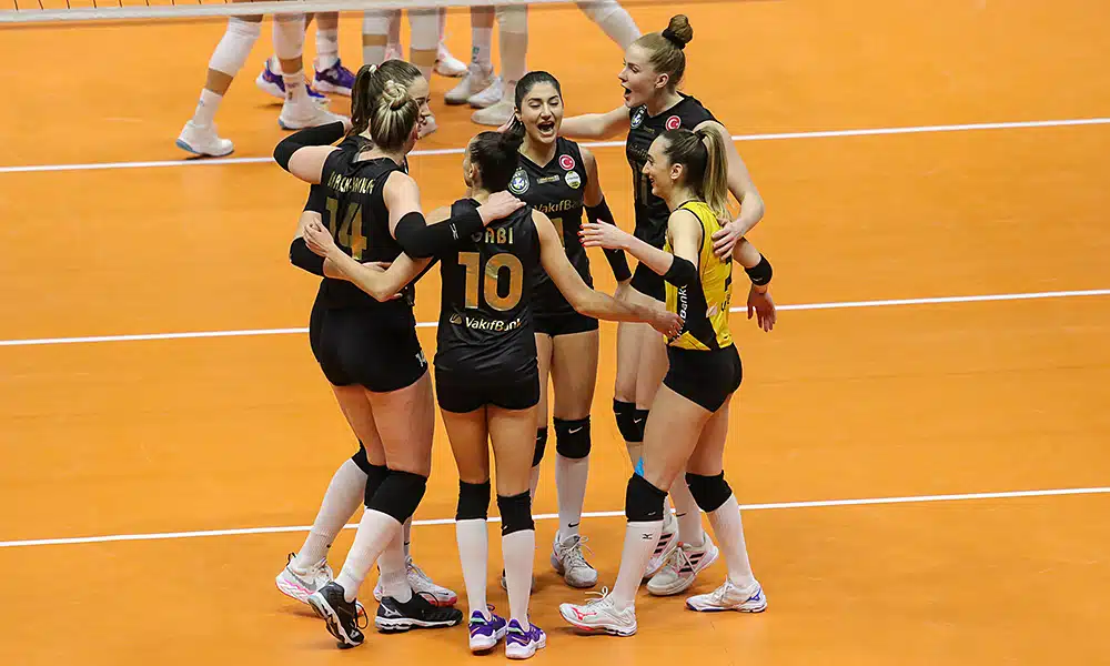 Gabi Guimarães Vakifbank Champions League de vôlei feminino