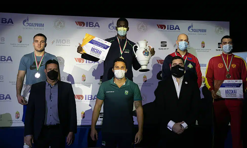 Keno Machado Keno Marley boxe campeão hungria Bocksai Istvan Memorial