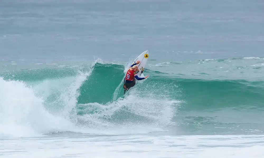 Tatiana Weston-Webb surfe peniche portugal supertubos Bells Beach Bateria Tati