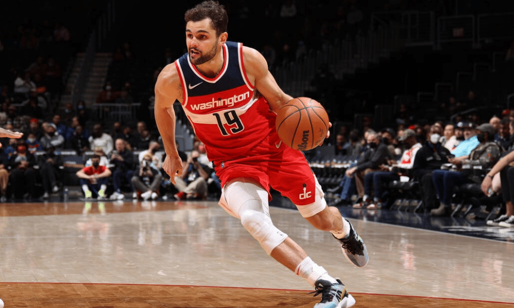 Raulzinho faz jogada individual pelo Wizards na NBA