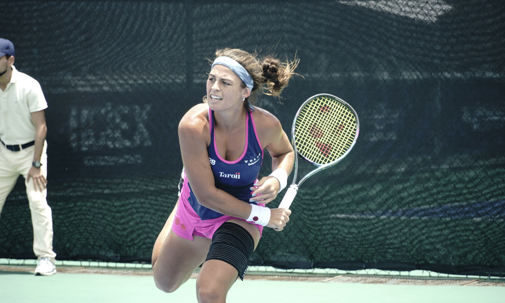Carolina Meligeni disputando o ITF de Irapuato