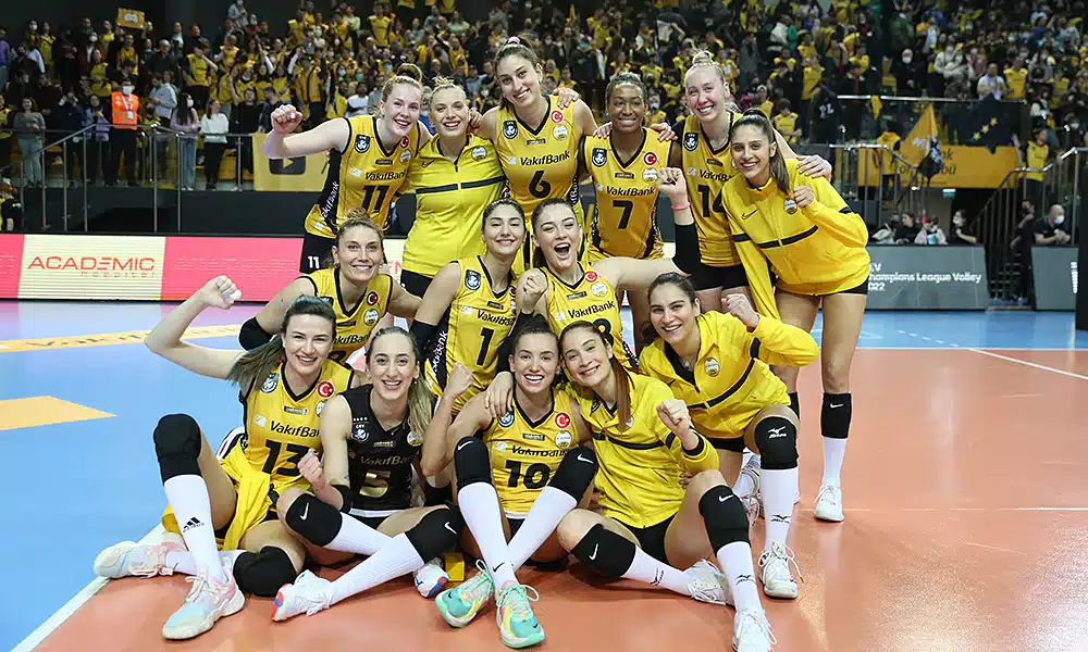 Vakifbank Gabi Guimarães quartas de final Champions League de vôlei feminino