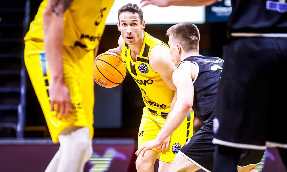 Marcelinho Huertas Tenerife Champions League de basquete masculino
