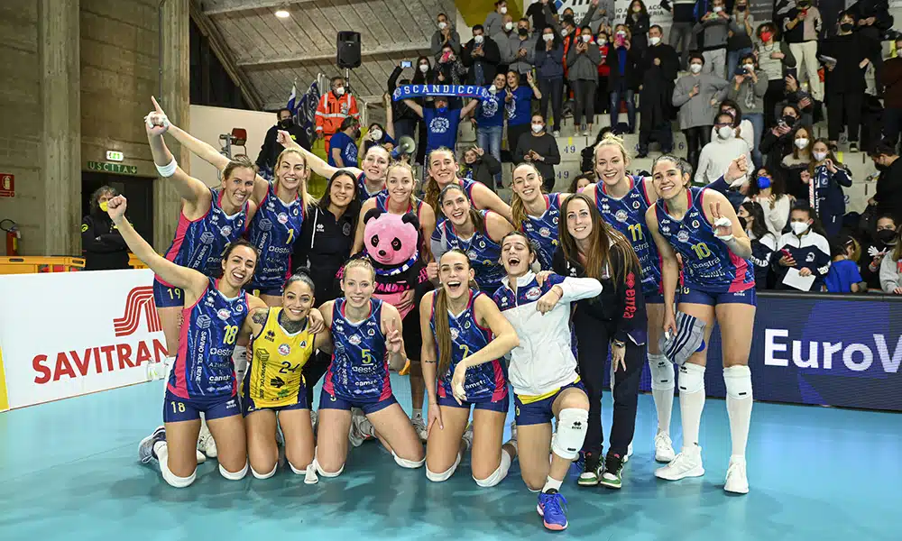 Natália Zilio Ana Beatriz Correa Scandicci final Challenge Cup vôlei feminino