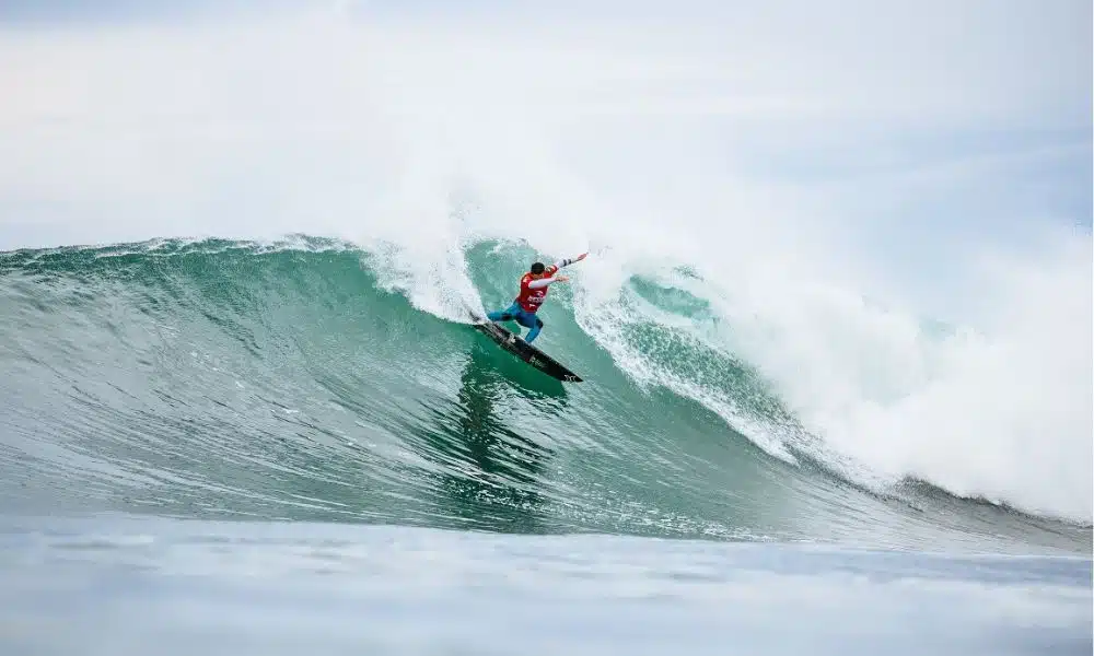 Filipe Toledo bells beach surfe