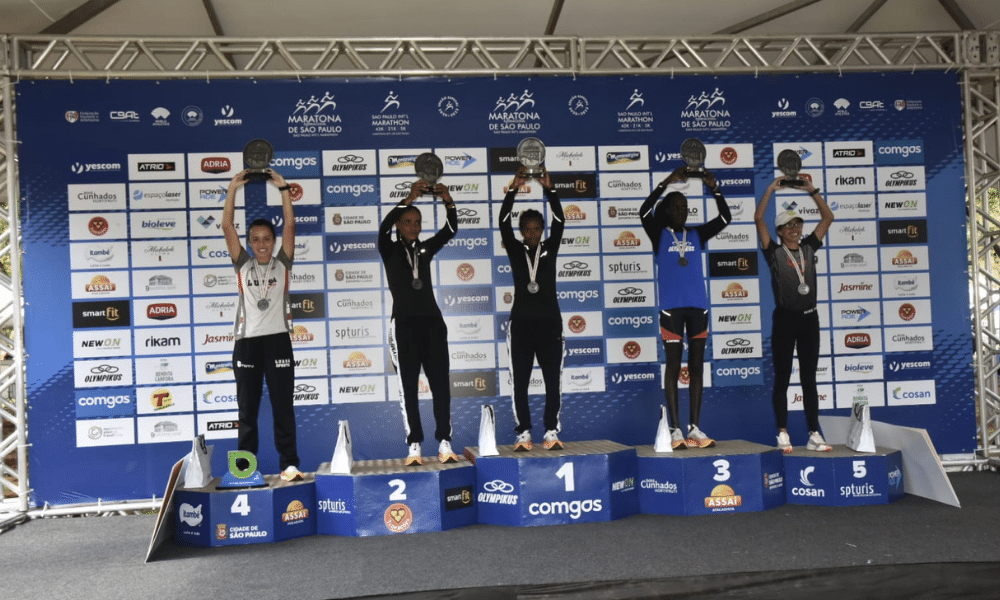 Pódio feminino da Maratona de São Paulo com duas brasileiras