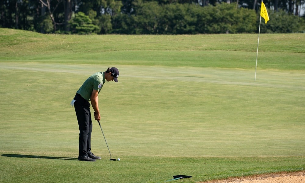 Rafael Becker é o melhor brasileiro no Aberto do Peru de golfe