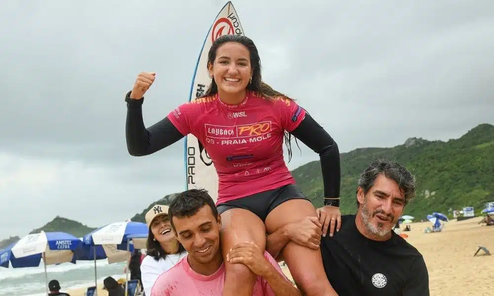 Sophia Medina campeã sul-americana de Surfe