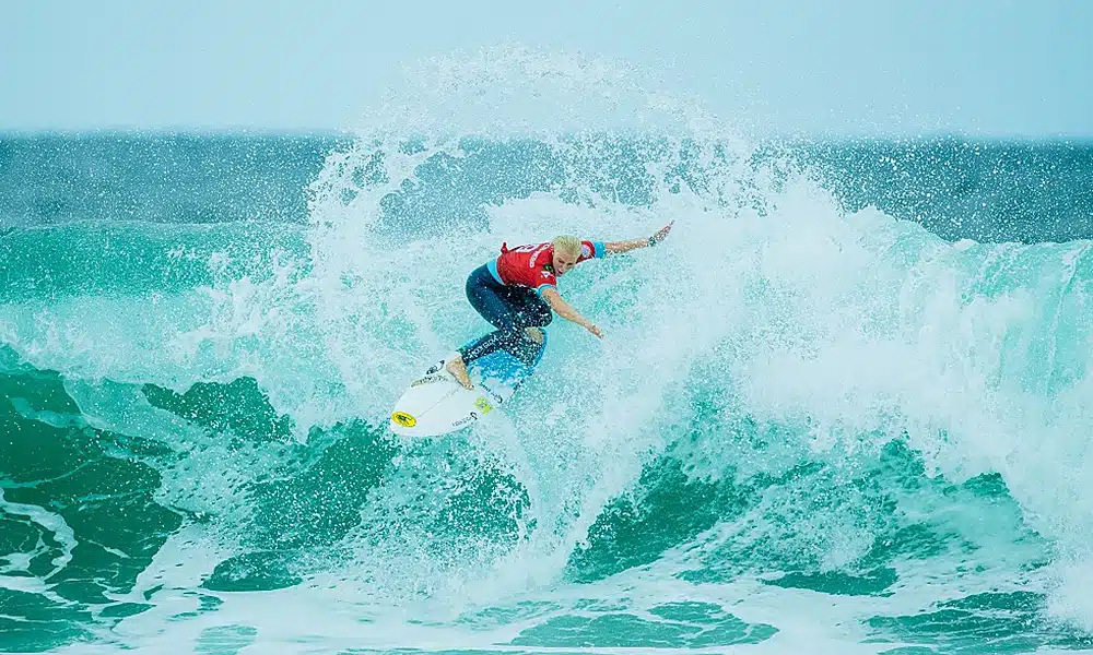 Tatiana Weston-Webb surfe Bells Beach circuito mundial de surfe brasileiros