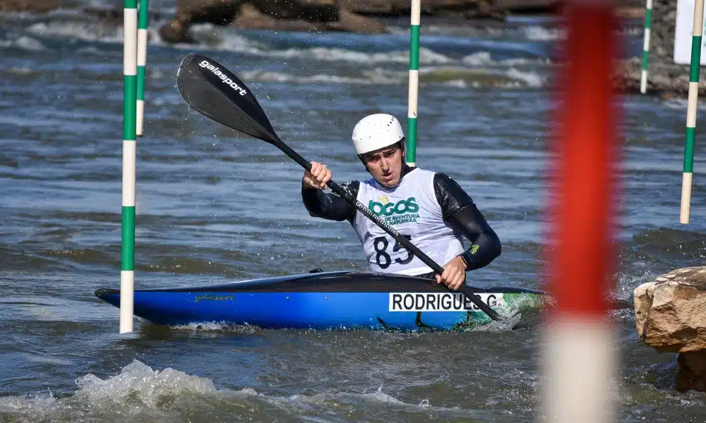 Guilherme Rodrigues é campeão do pan-americano de canoagem slalom