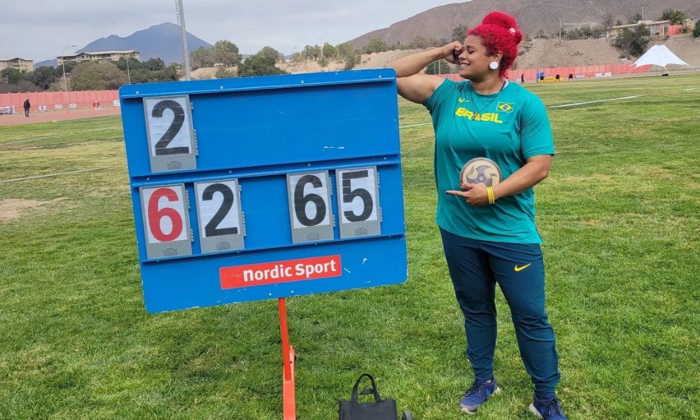Izabela Rodrigues lançamento de disco atletismo