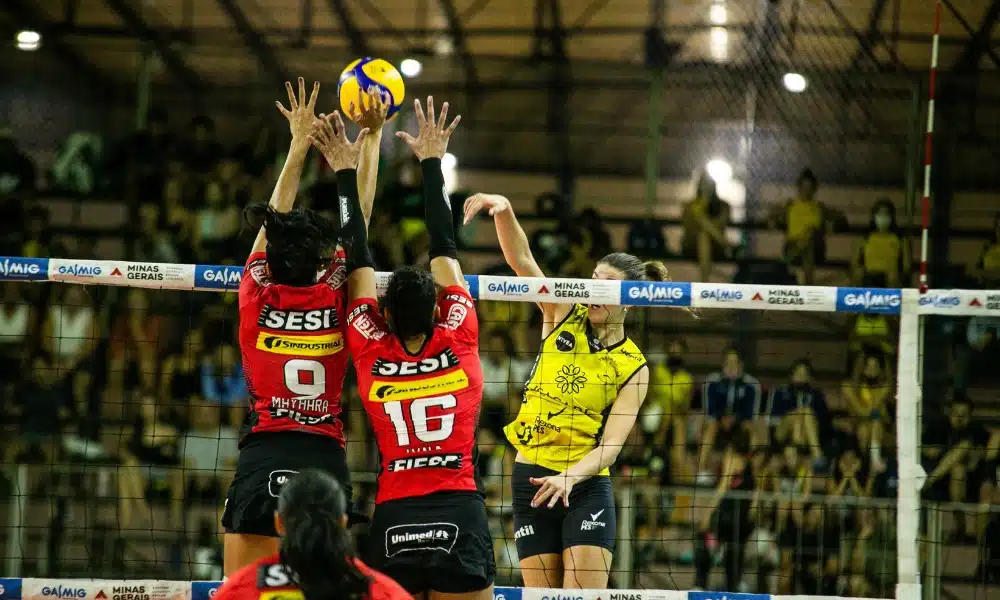 Praia Clube vence Sesi Bauru no Sul-Americano de Clubes de vôlei feminino