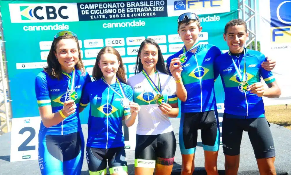 CAMPEÕES DAS PROVAS DE RESISTÊNCIA DO CAMPEONATO BRASILEIRO DE CICLISMO ESTRADA