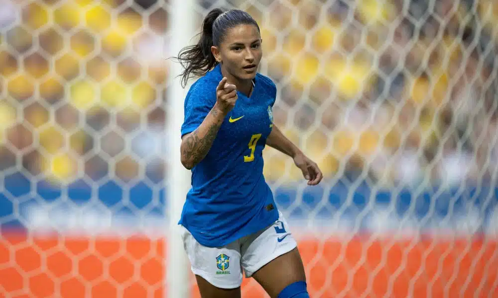 Debinha Suécia x Brasil amistoso de futebol feminino KC Current Seleção prêmio fifa the best pia sundhage