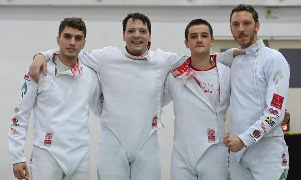 Equipe masculina de espada