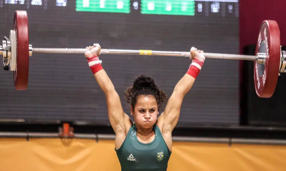 Giovanna Tavares Mundial sub-17 levantamento de peso