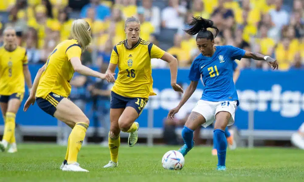 Kerolin Brasil x Suécia amistoso de futebol feminino