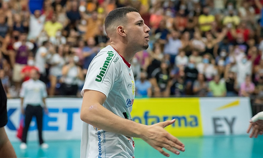 Breno Nascimento vôlei Montes Claros América Vôlei contratação reforço