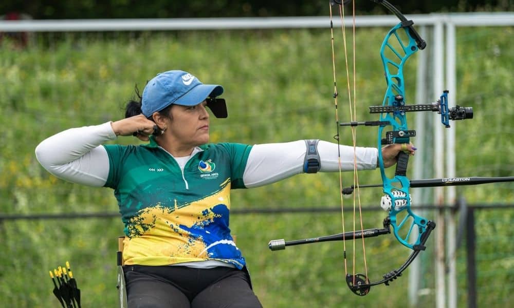 Jane Karla Parapan tiro com arco