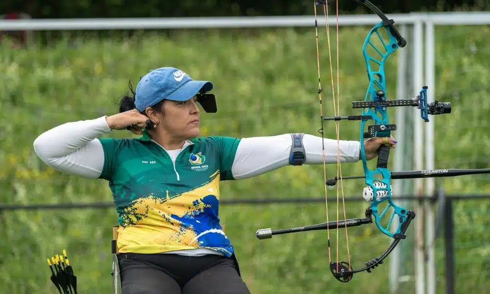 Jane Karla Parapan tiro com arco