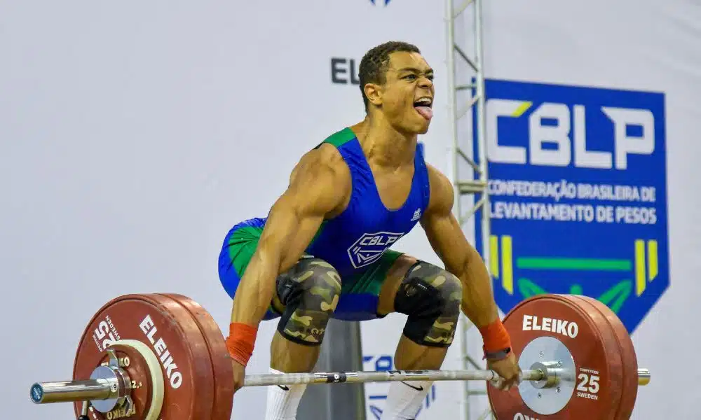 Josué Lucas bate recorde brasileiro do arranco no Pan-Americano de Levantamento de Pesos