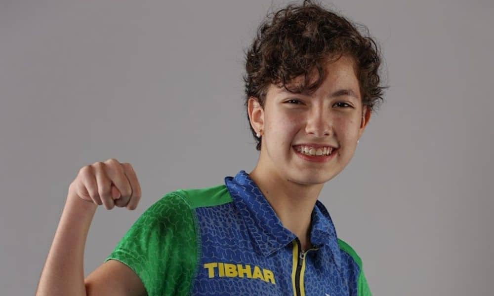 Sophia Kelmer top-10 do ranking mundial de tênis de mesa paralímpico aos 14 anos