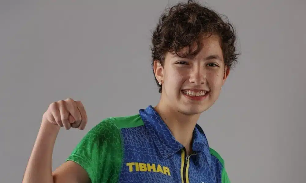 Sophia Kelmer top-10 do ranking mundial de tênis de mesa paralímpico aos 14 anos