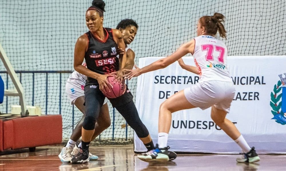 Vera Cruz defende bem e bate Sesi Araraquara na semifinal da LBF