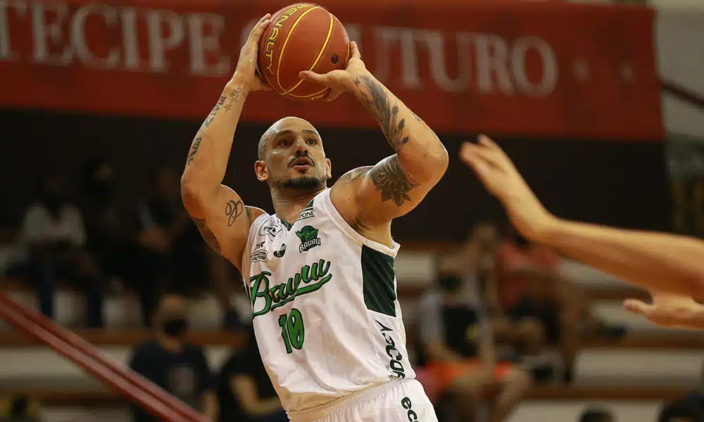 Alex Garcia basquete Bauru Basket renovação