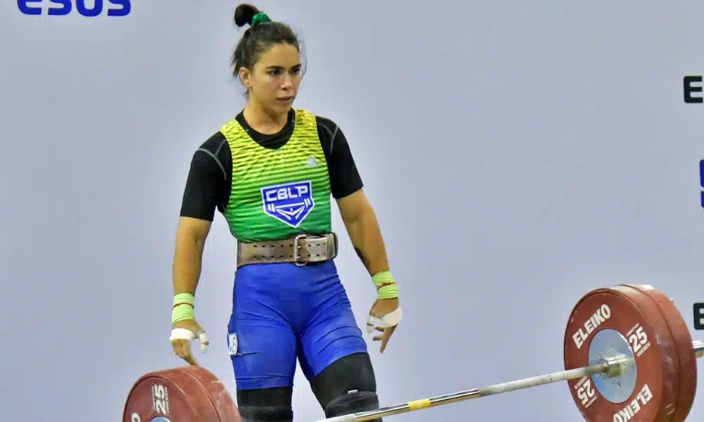 Amanda Schott Bruna Piloto levantamento de pesos