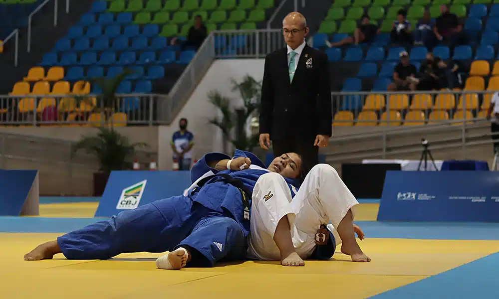 Giovanna Santos judô seleção brasileira de judô campeonato brasileiro de judô medalha de ouro campeã corrida olímpica Paris