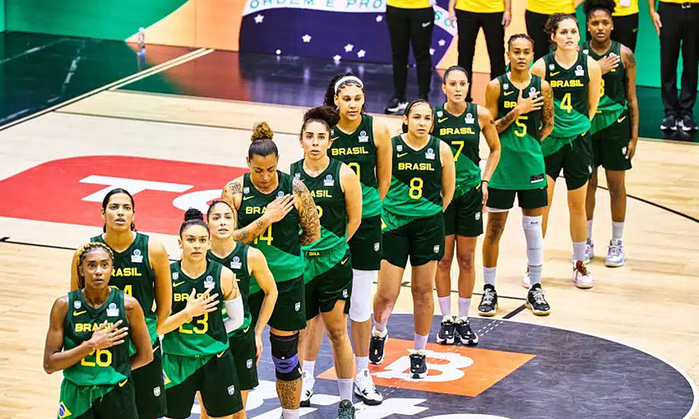 Brasil seleção brasileira de basquete feminino seleção feminina de basquete seleção de basquete feminino Campeonato Sul-Americano de basquete feminino Colômbia ao vivo CBB patrocinador master galera