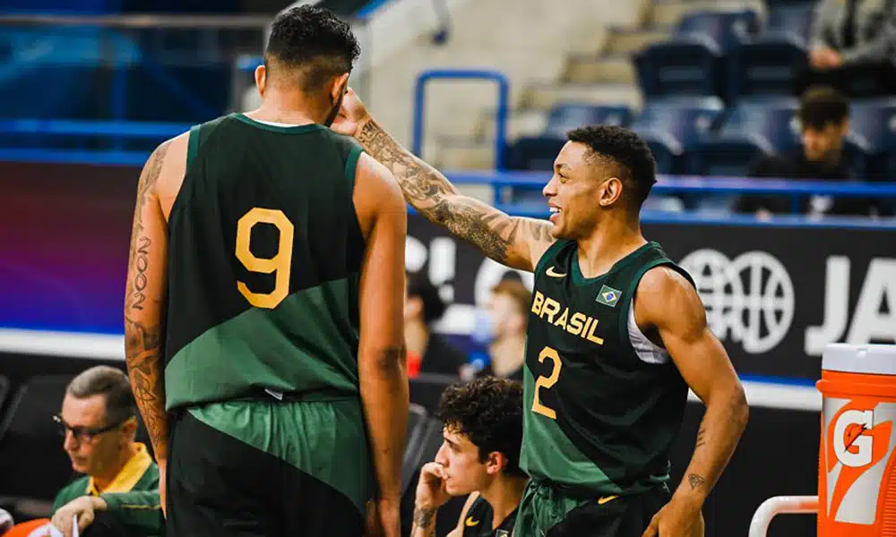 Yago basquete masculino seleção brasileira sub-23 de basquete masculino seleção masculina sub-23 Brasil Itália Globl Jam sub-23 Canadá