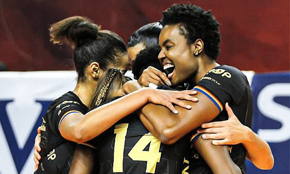 Osasco e AGEE São Carlos Paulista de vôlei feminino